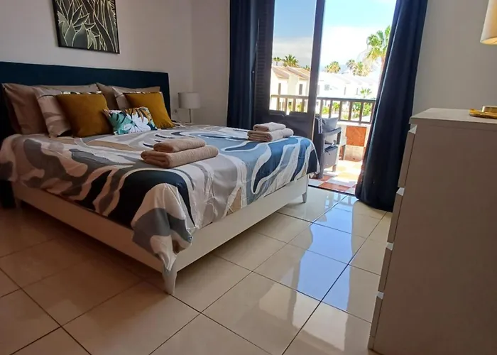 Parque Santiago I 242 By Tenerife & Sales * Playa de las Americas (Tenerife)